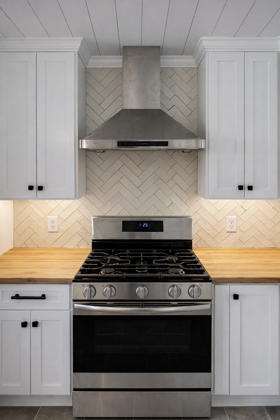 Completed kitchen and cabinetry project